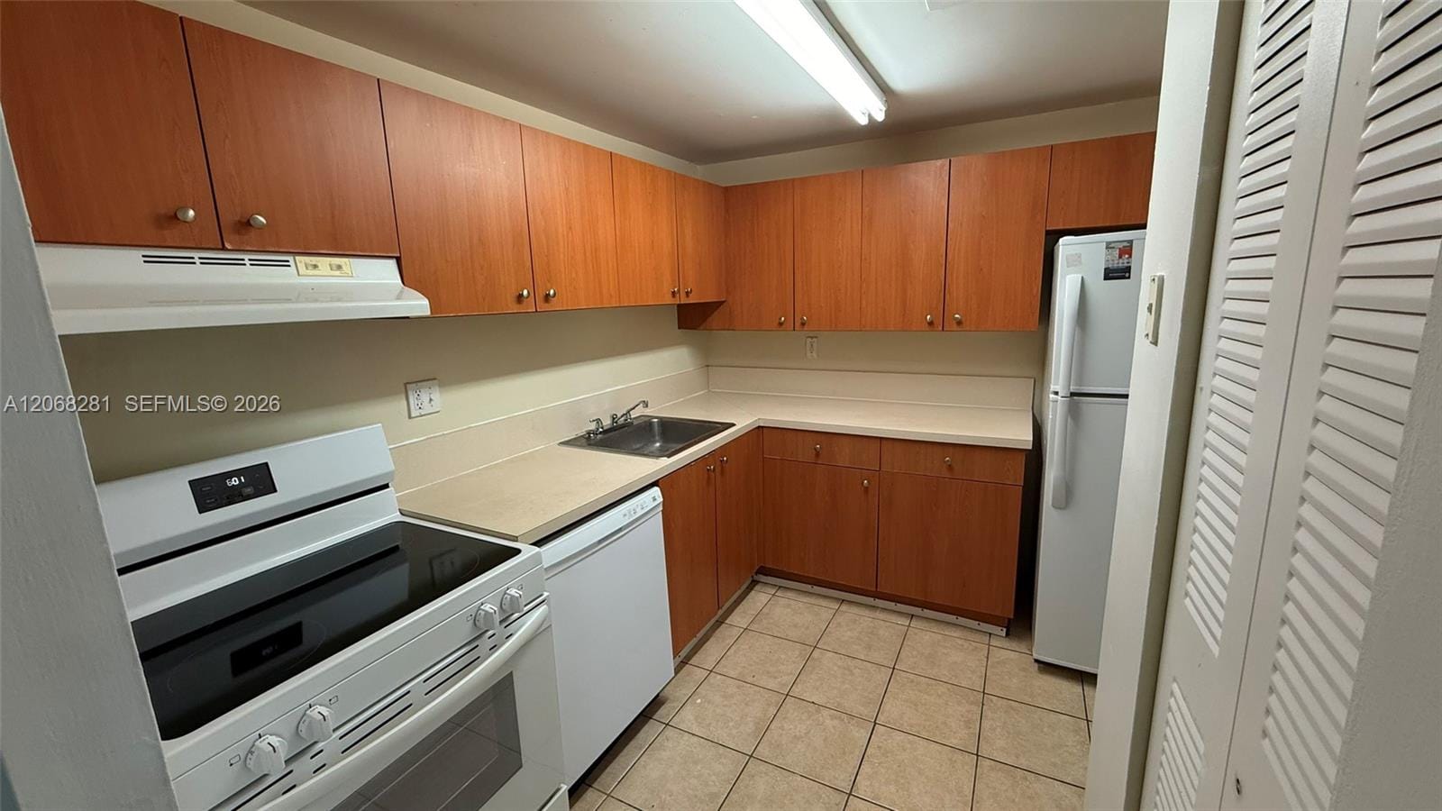 415 Executive Center Drive 203, West Palm Beach, FL 33401 photo 9
