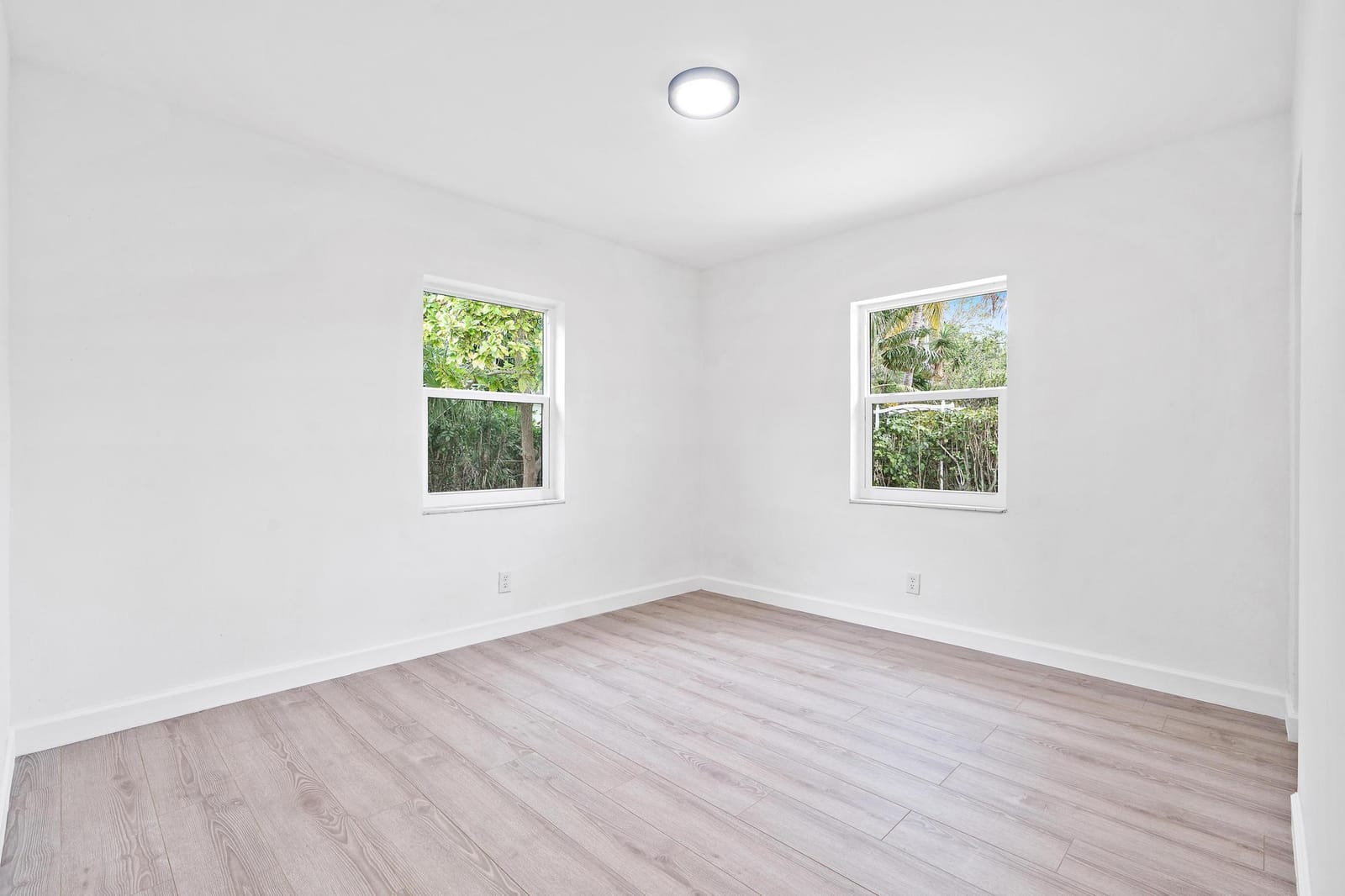 720 S 11th Street — photo 10
