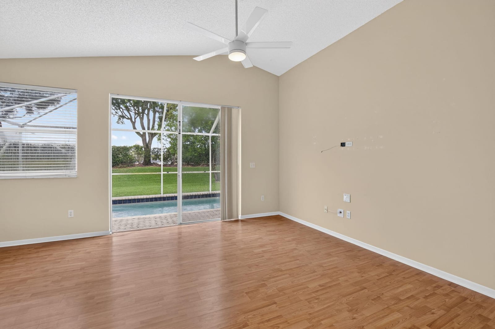 7666 Rockport Circle — photo 10