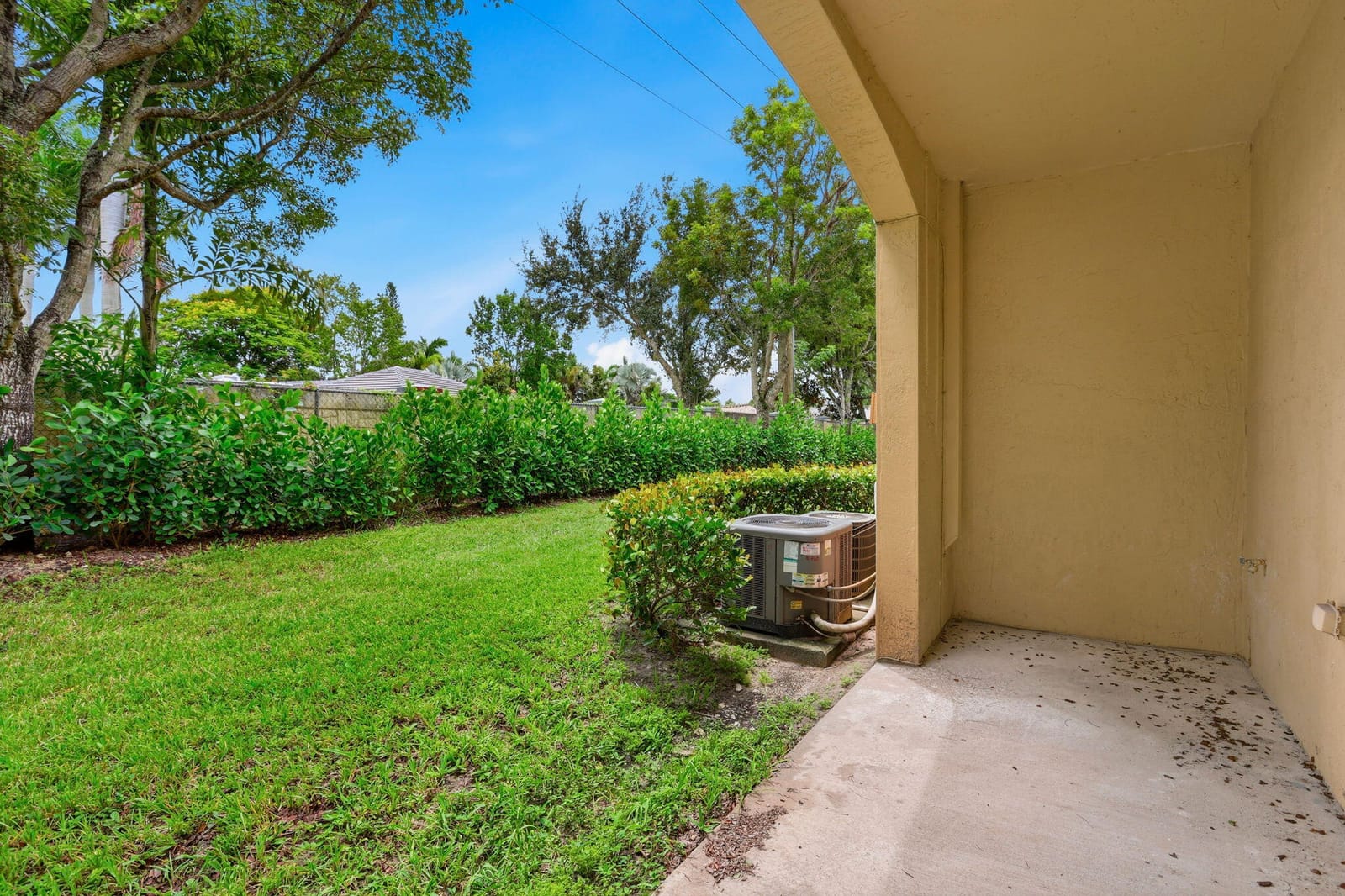 460 PRINCESS Drive, Margate, FL 33068 photo 15