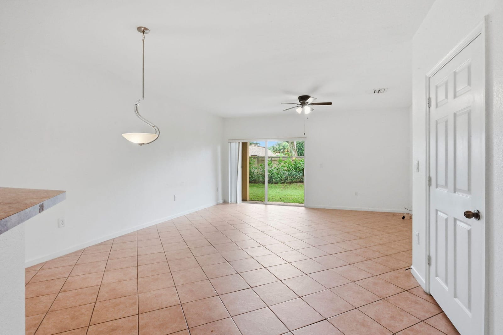 460 PRINCESS Drive — photo 9