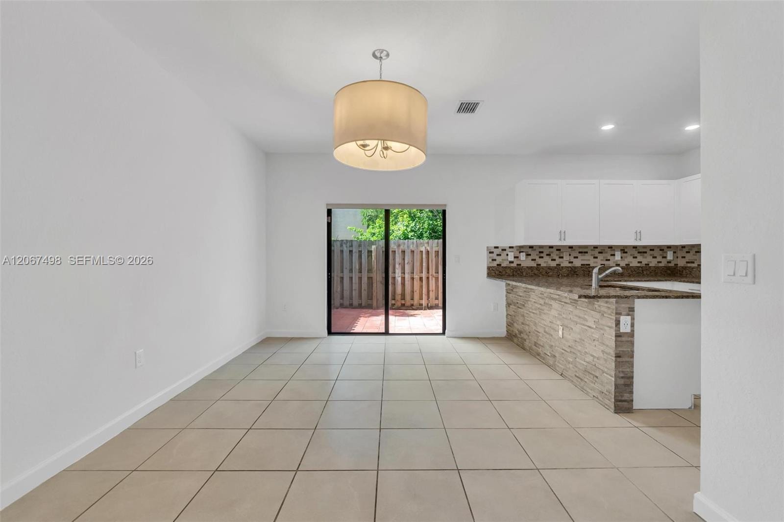 582 NE 207th Street 582 — photo 12