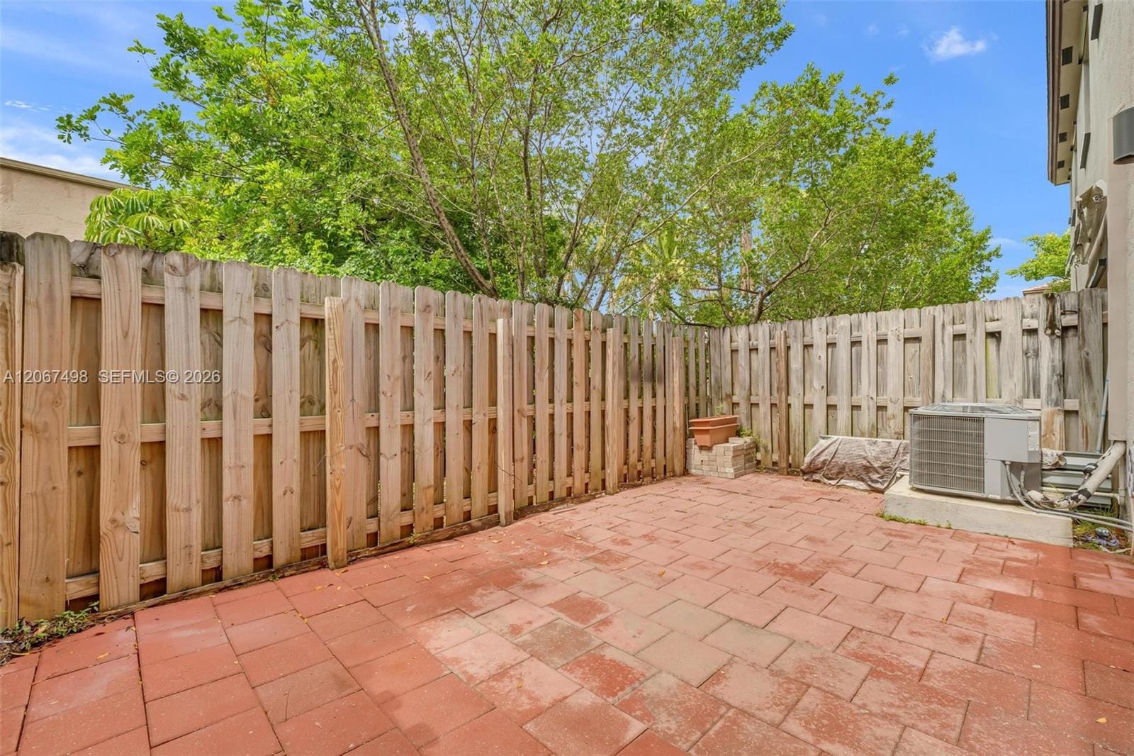 582 NE 207th Street 582, Miami, FL 33179 photo 20