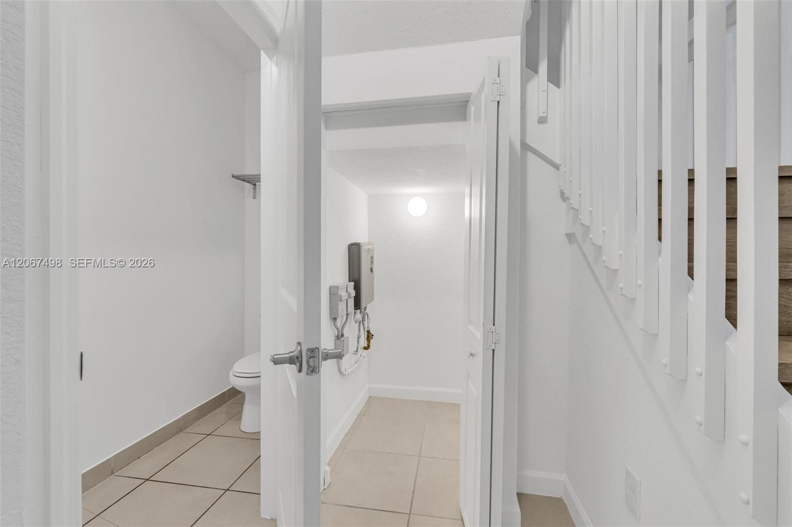 582 NE 207th Street 582 — photo 10