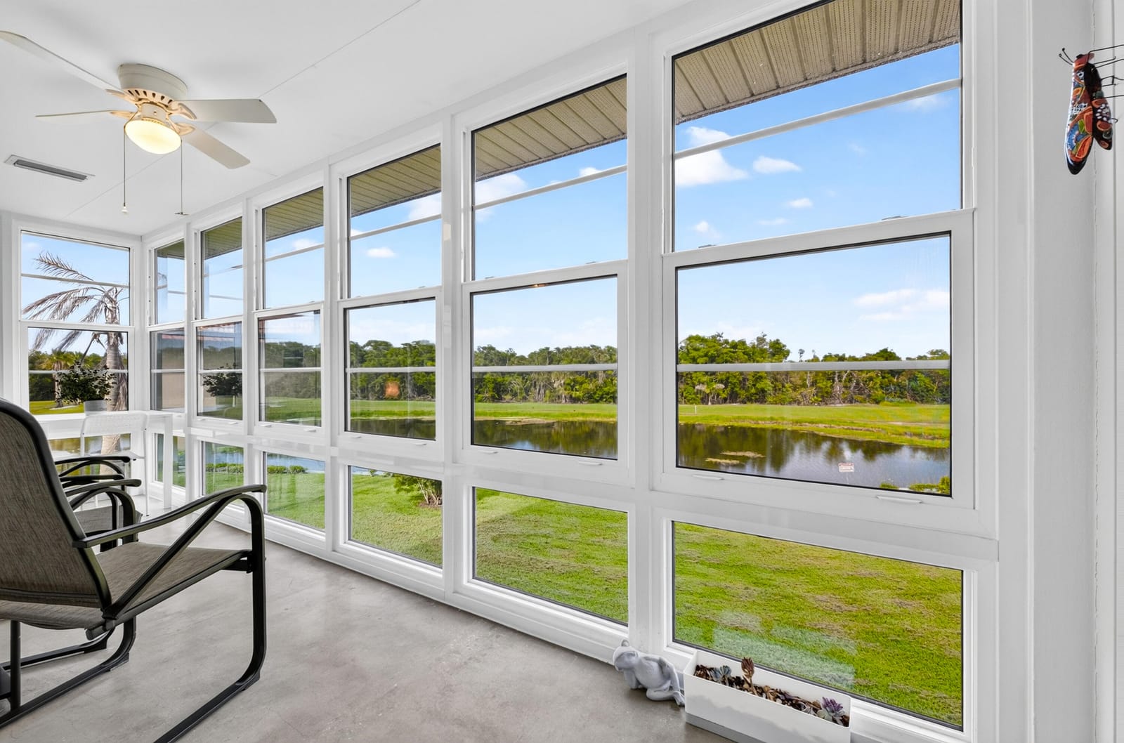 72 Royal Oak Court 202, Vero Beach, FL 32962