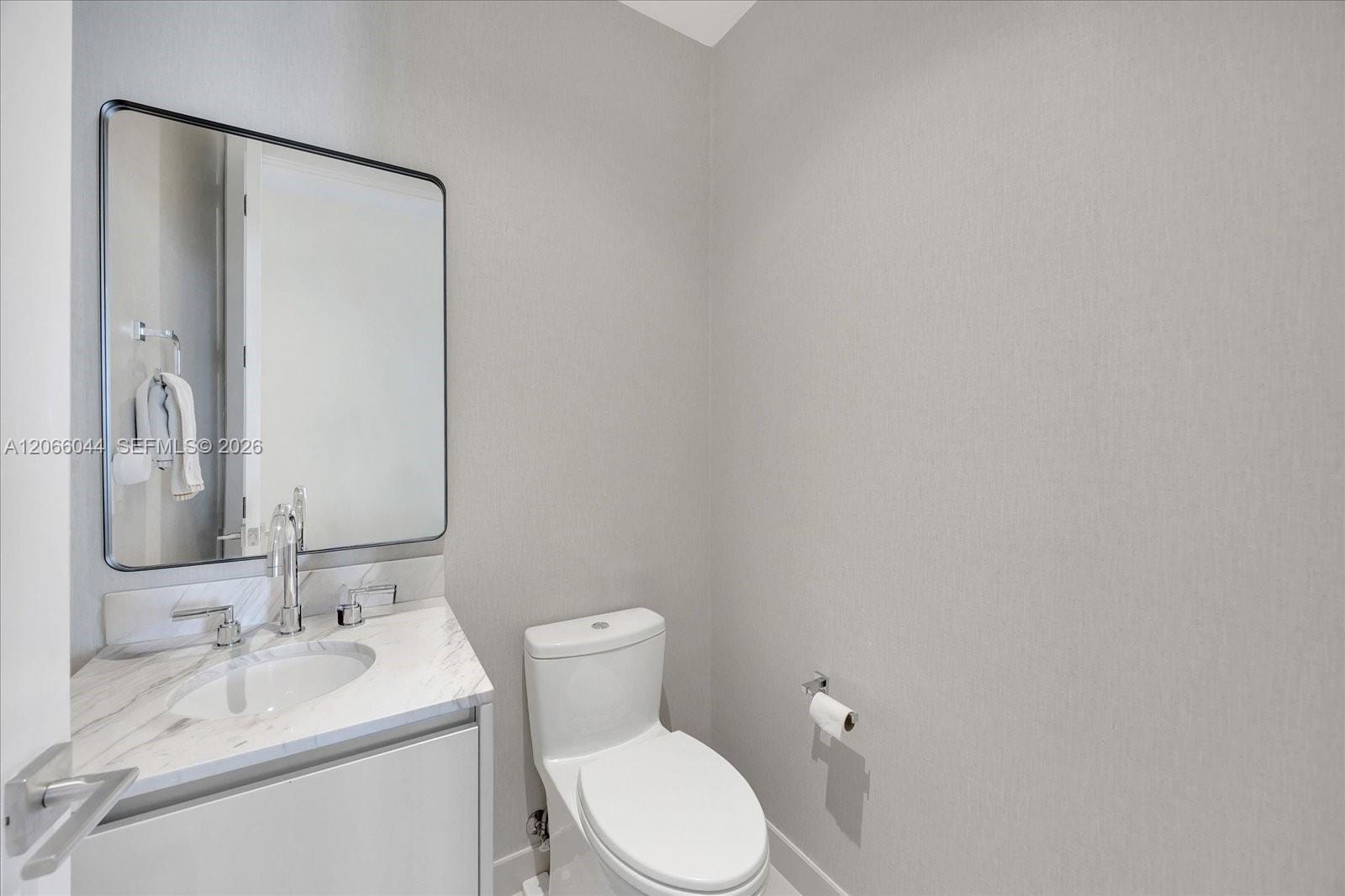 2821 S Bayshore Drive 11B, Miami, FL 33133 photo 24