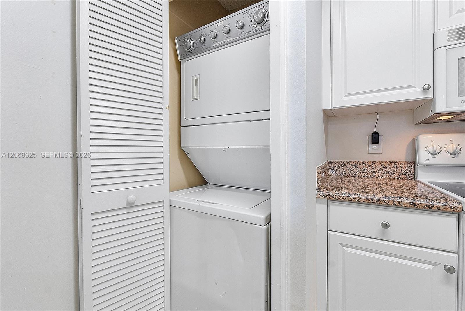 1450 SE 3rd Avenue 201 — photo 3