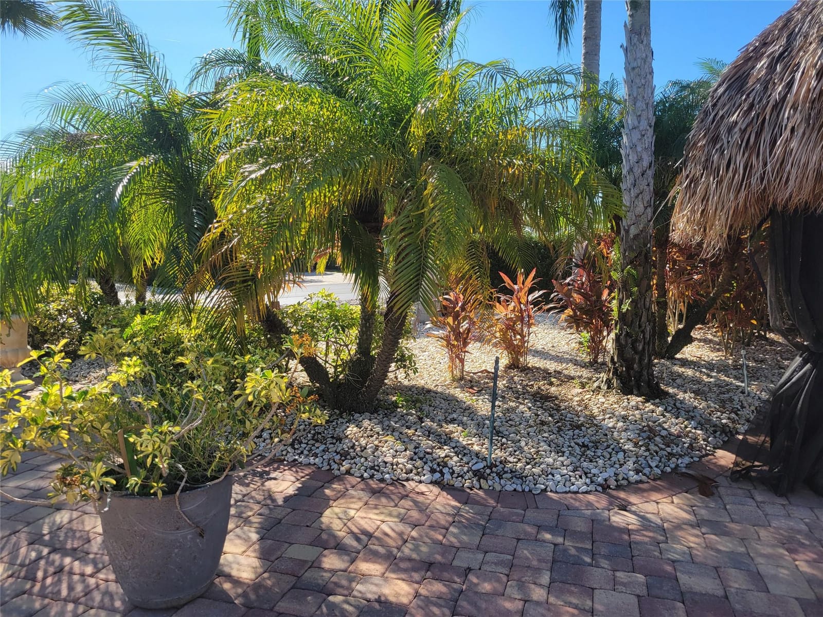 605 SW 40TH Cove — photo 4