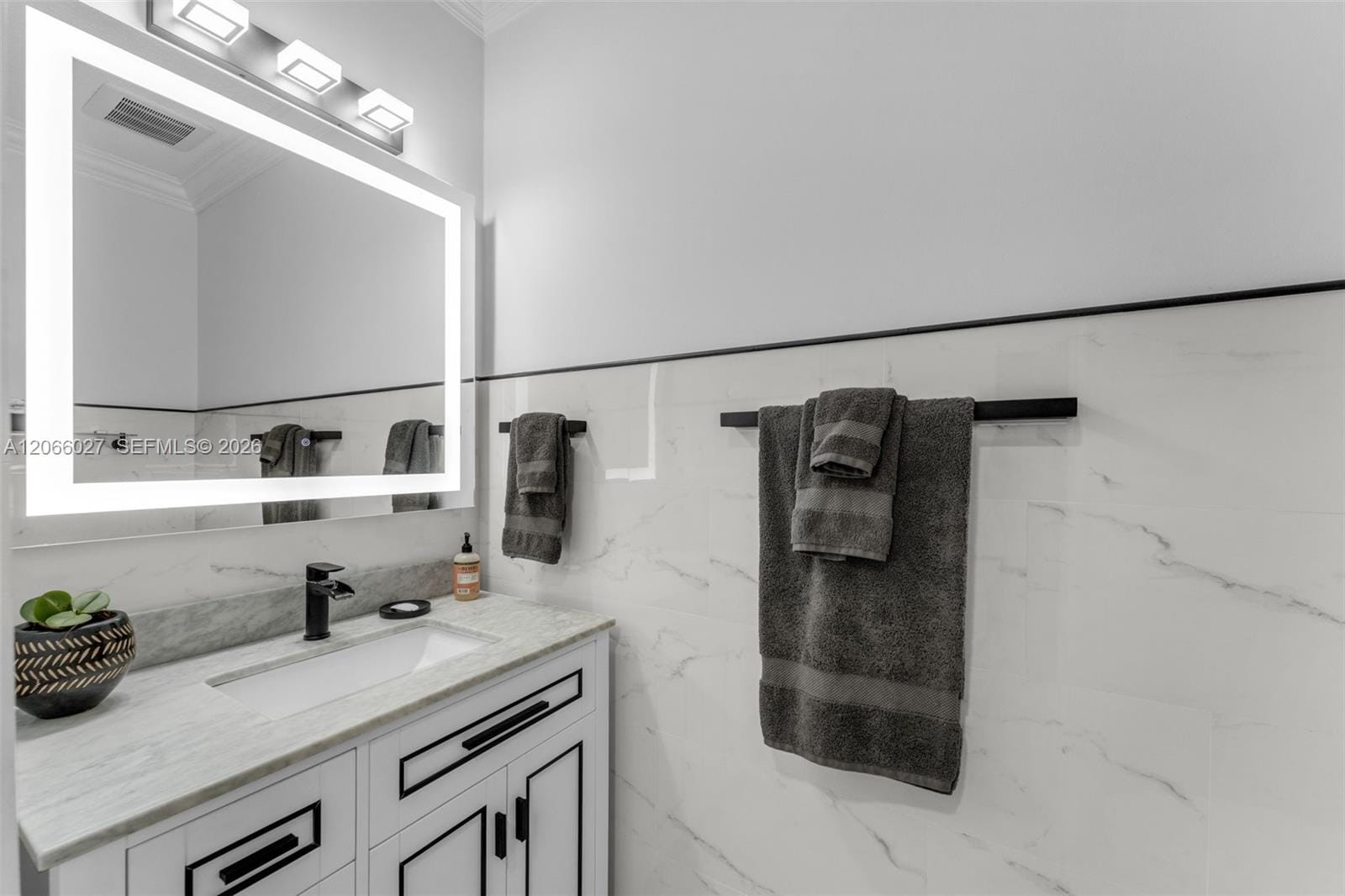 14380 SW 36th Street — photo 10