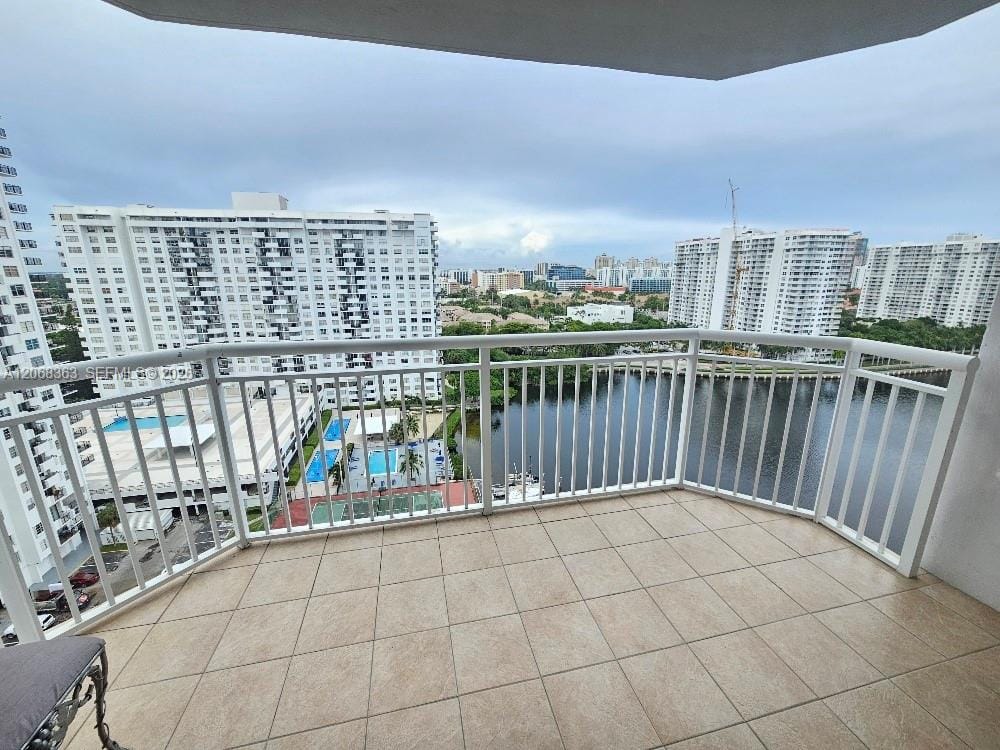 18081 Biscayne Boulevard 1702 — photo 9