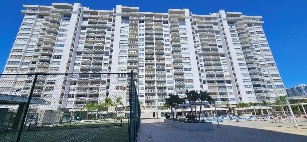 18081 Biscayne Boulevard 1702, Aventura, FL 33160 photo 23