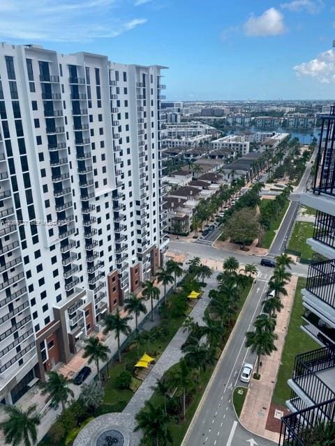 5252 NW 85th Avenue 1807, Doral, FL 33166