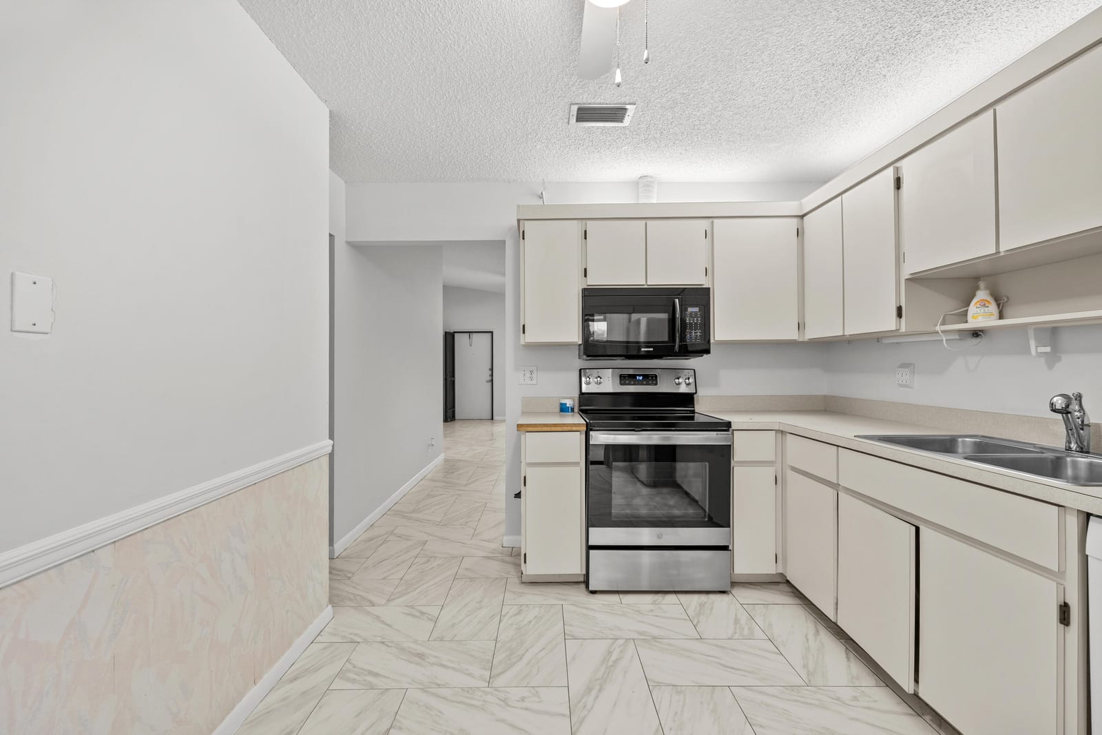 8019 SE Villa Circle — photo 6