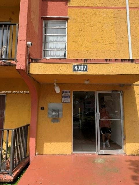 4707 NW 7th Street 205-8, Miami, FL 33126