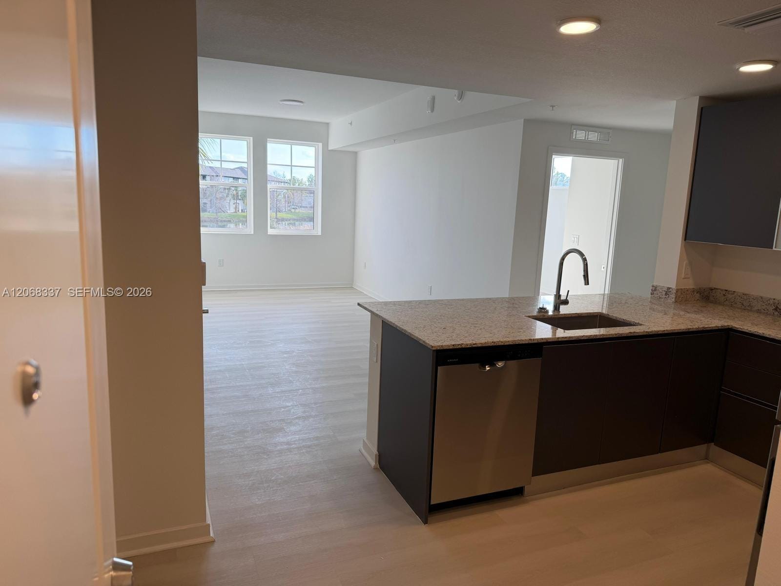 5587 Millenia Park Boulevard 222, Orlando, FL 32839 photo 2