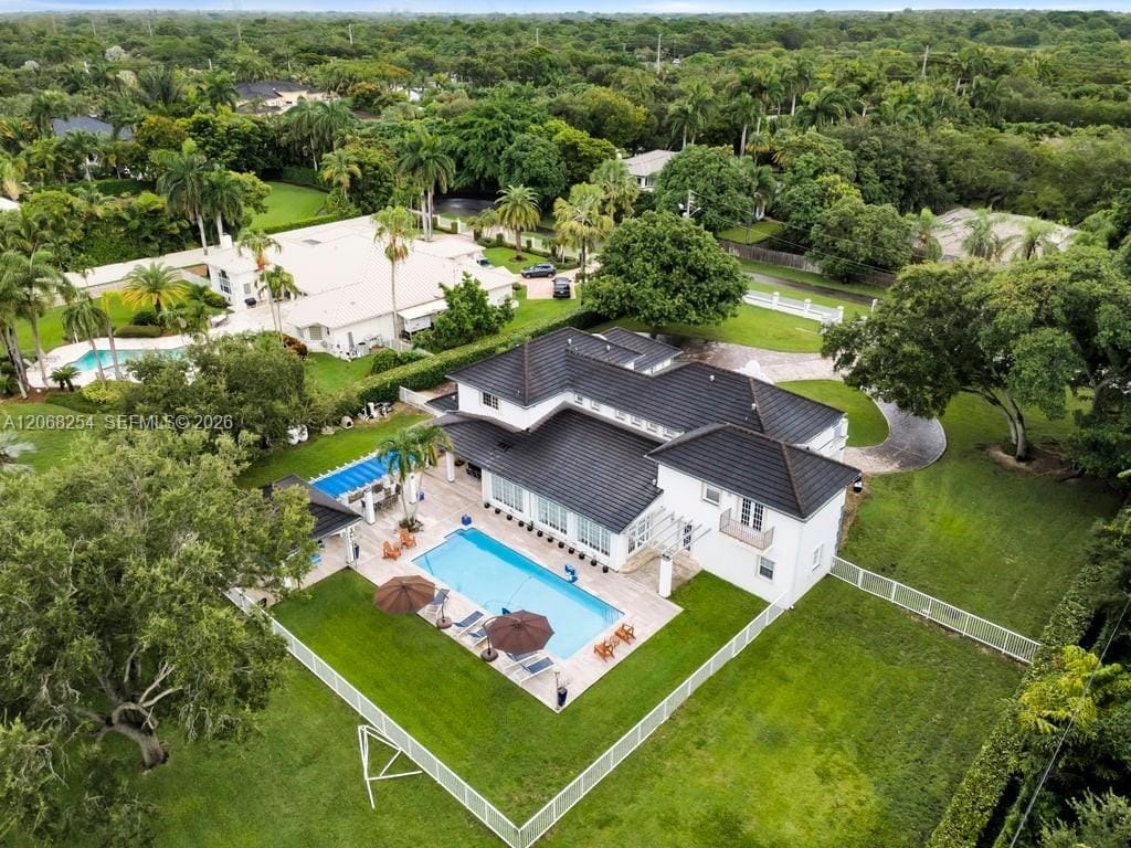 13880 SW 68th Avenue, Palmetto Bay, FL 33158 photo 5