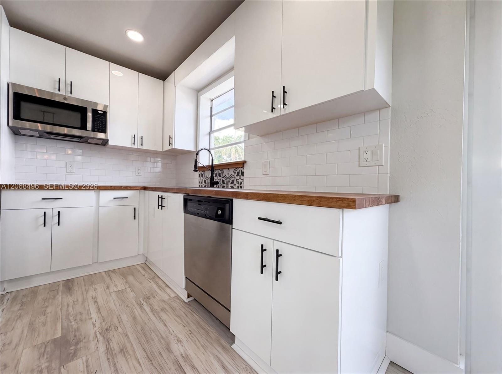 1320 NW 15th Street — photo 7
