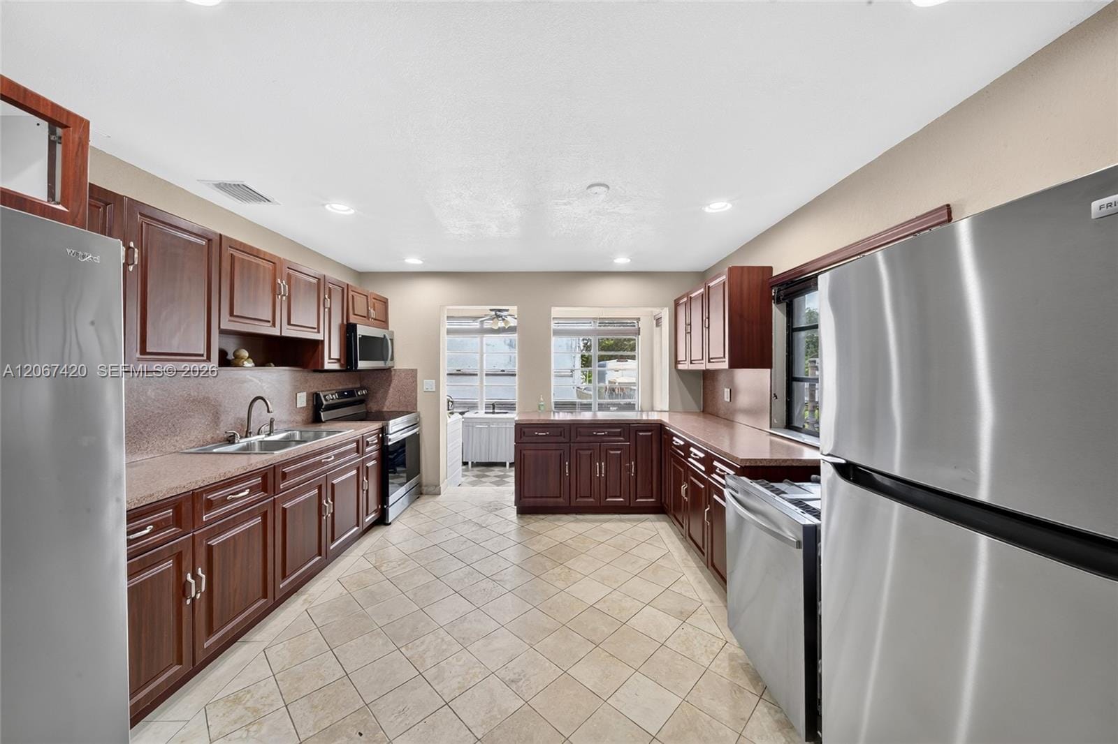 15130 S River Drive, Miami, FL 33169 photo 11