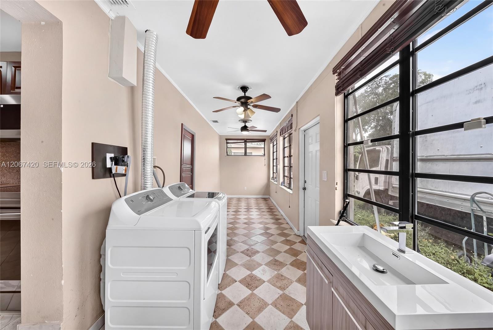 15130 S River Drive, Miami, FL 33169 photo 16
