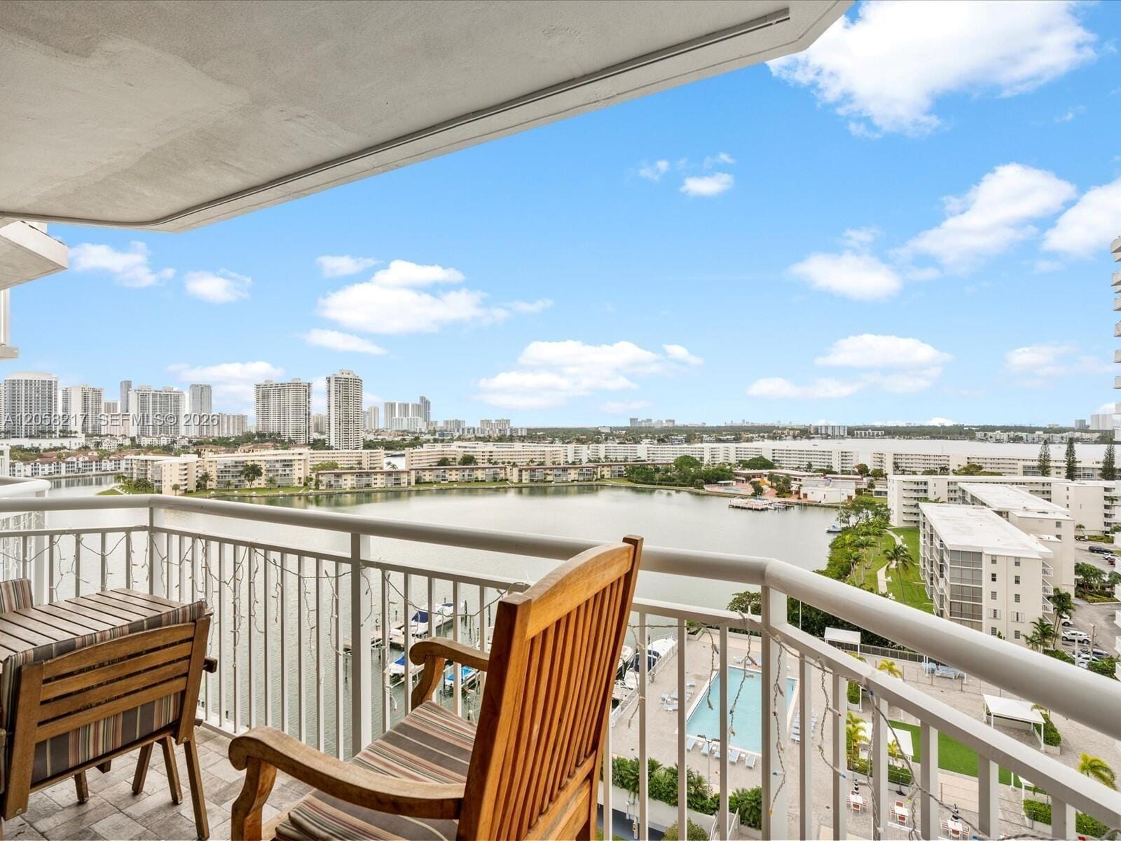 18071 Biscayne Boulevard 1401 — photo 9