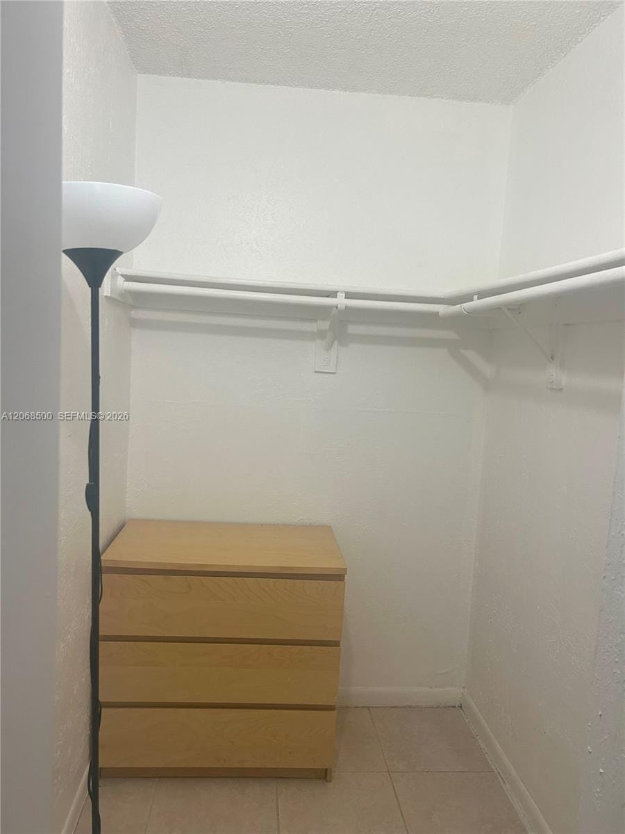 6950 Miami Gardens Drive 2-117A, Hialeah, FL 33015 photo 3