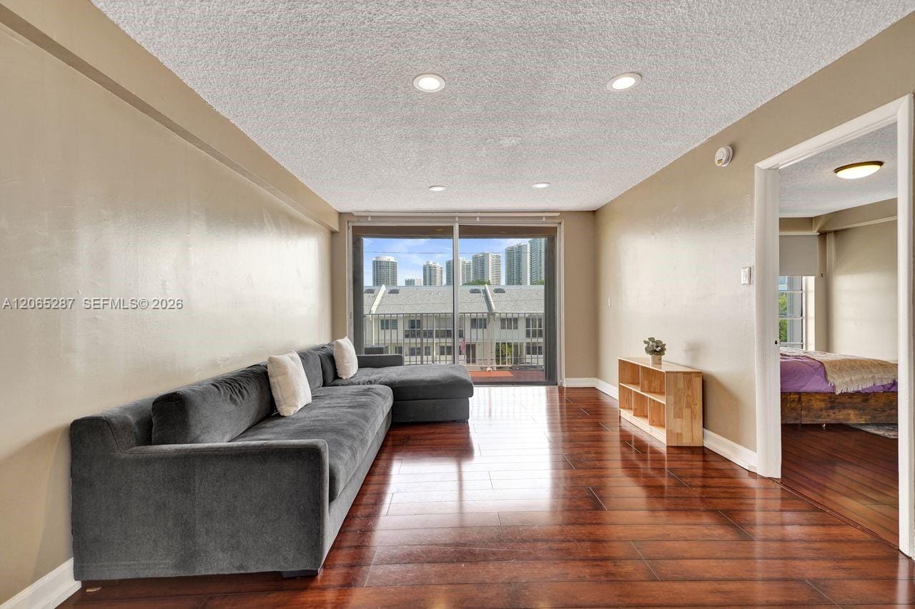 3716 NE 168th Street 301, North Miami Beach, FL 33160 photo 7