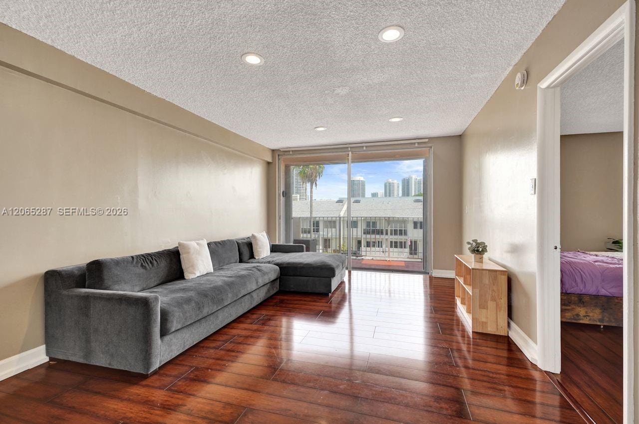 3716 NE 168th Street 301, North Miami Beach, FL 33160 photo 8