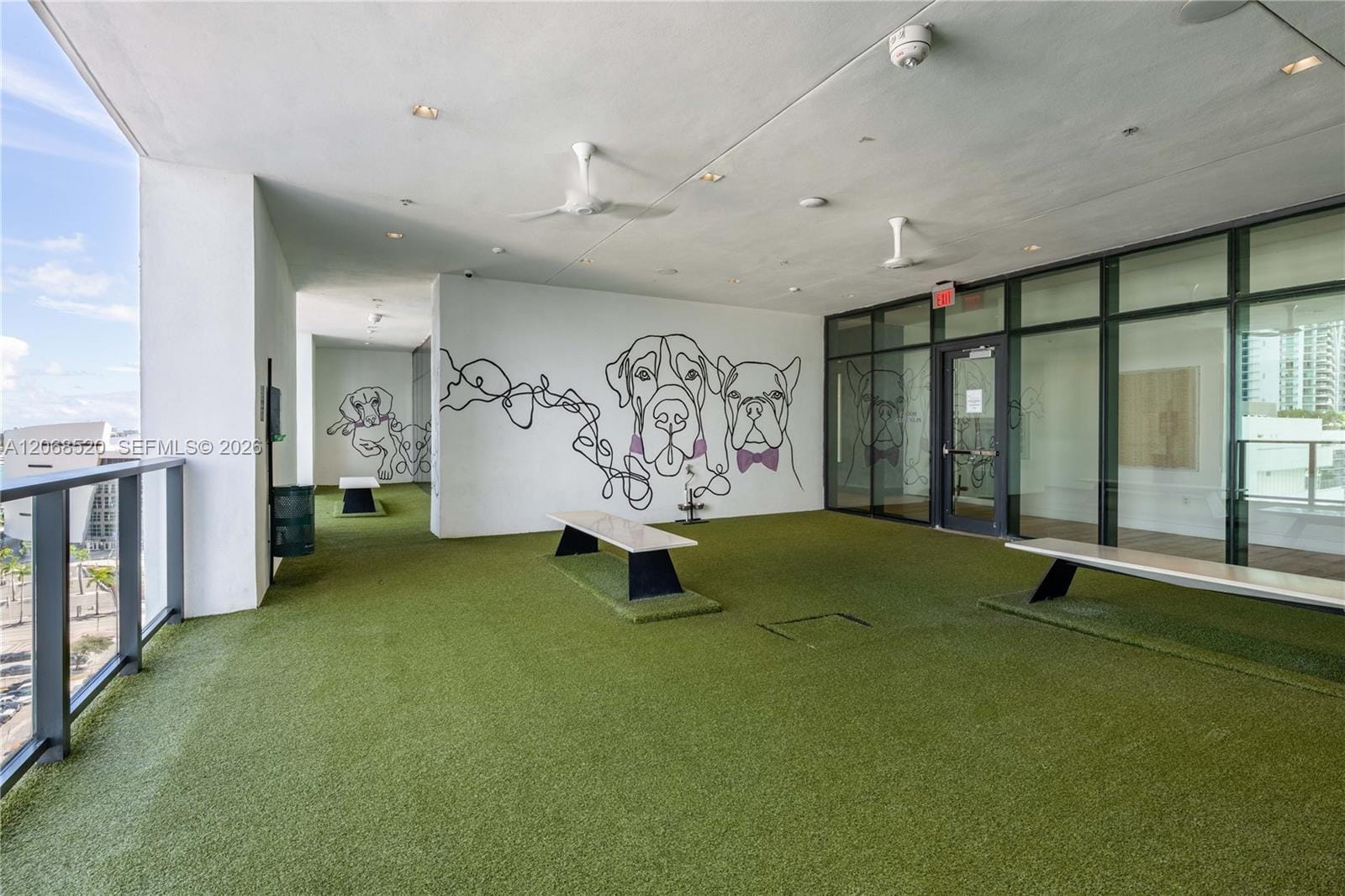 650 NE 2nd Avenue 2811, Miami, FL 33132 photo 17