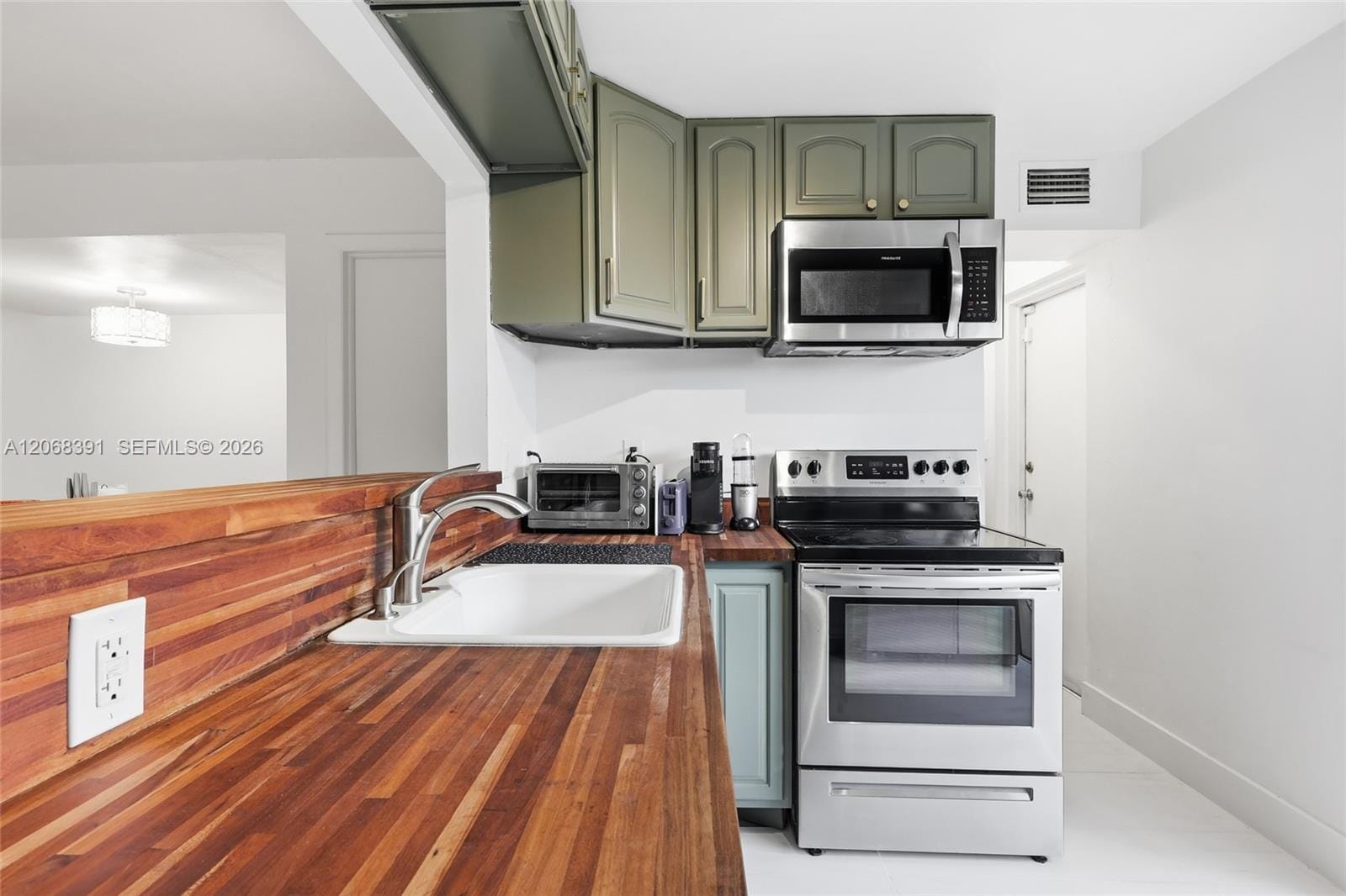 8823 NE 4th Ave Road 882 — photo 4