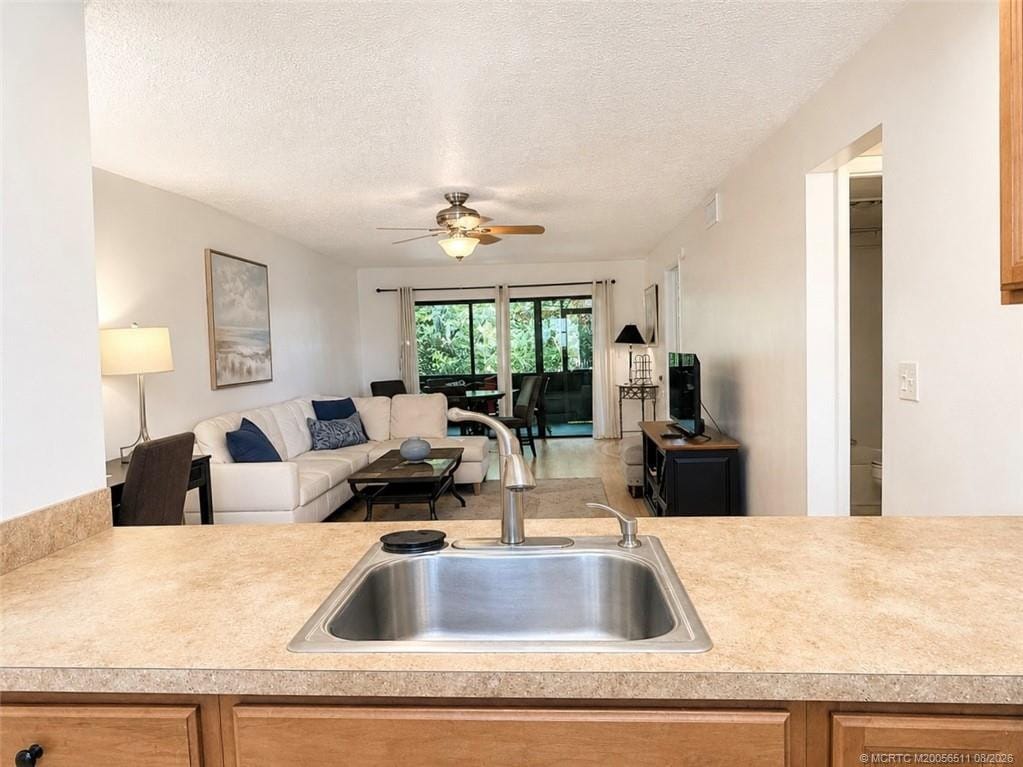 615 Oleander Street 103, Stuart, FL 34994 photo 4