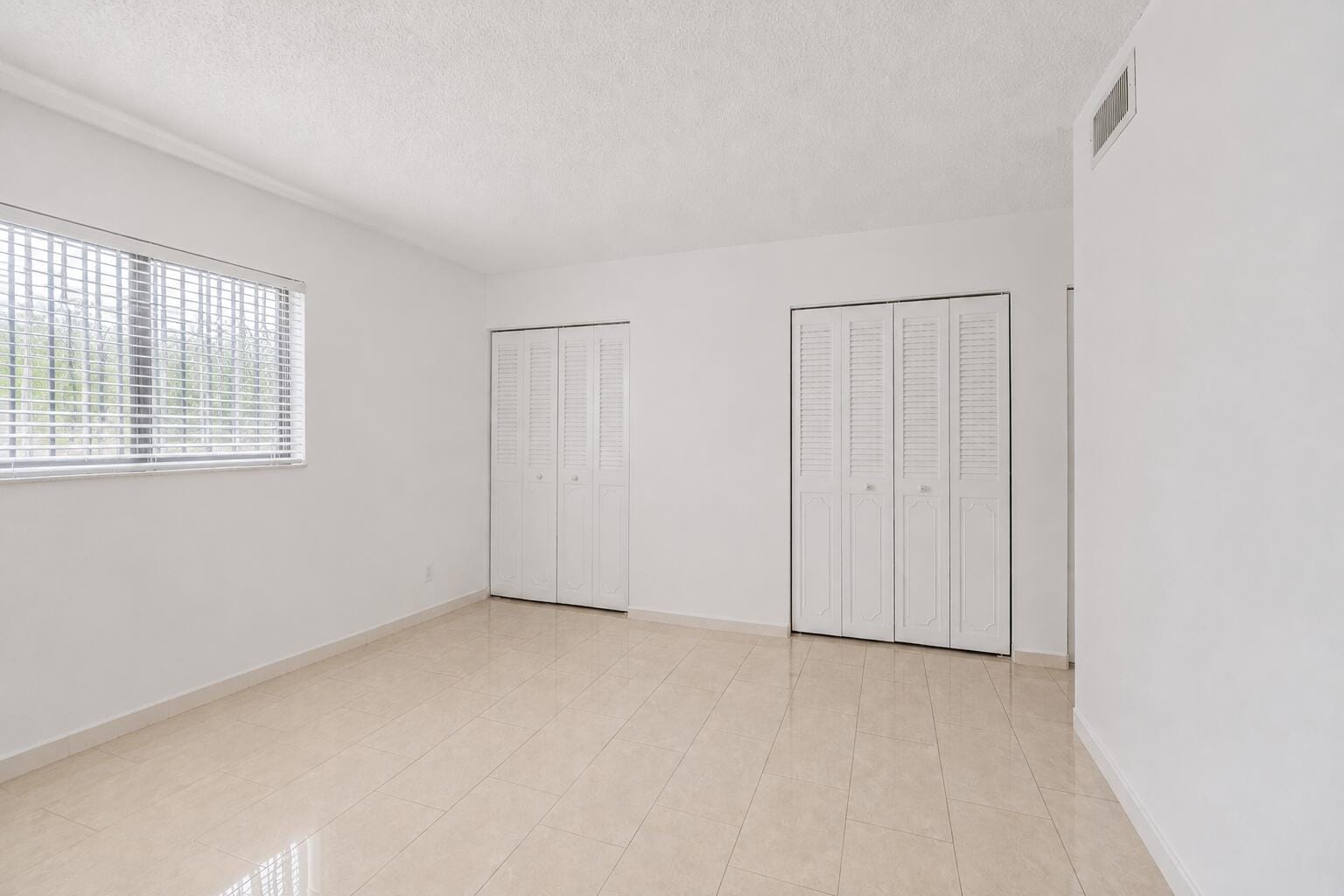 1025 SE 4th Avenue 101, Dania Beach, FL 33004 photo 13