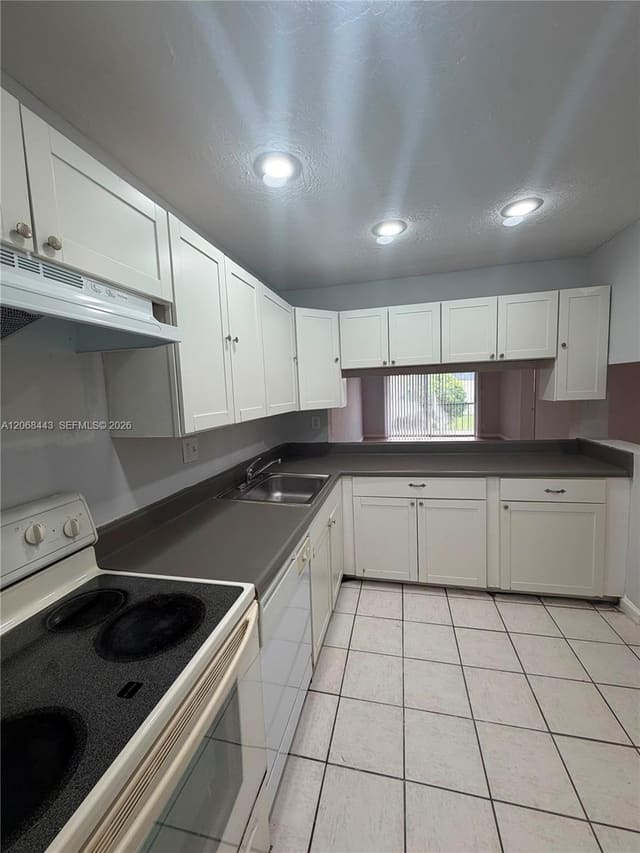 8020 N Colony Circle N 306, Tamarac, FL 33321