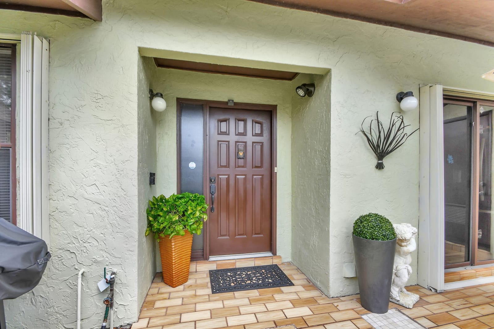 494 Iron Forge Court — photo 4