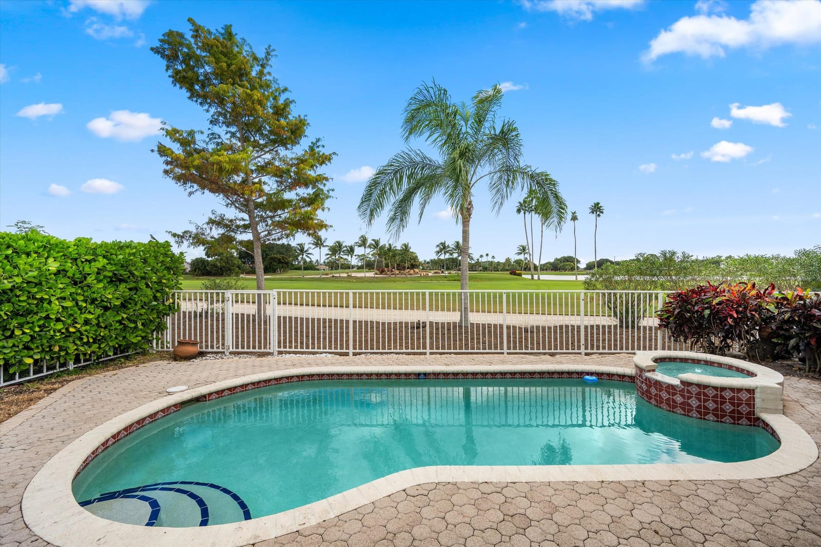 2104 Country Golf Drive, Wellington, FL 33414 photo 13