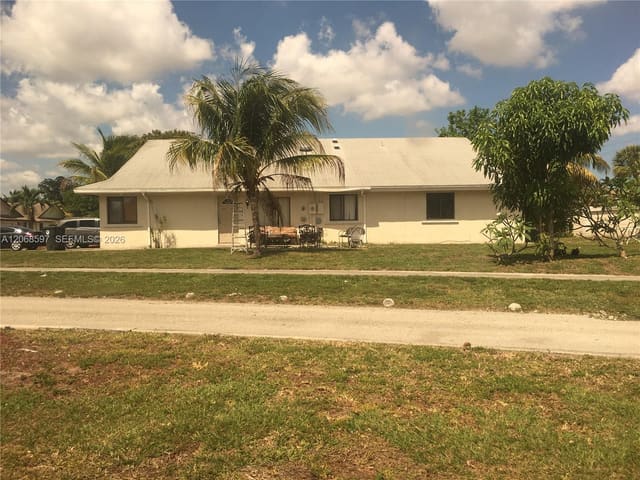 6501 Harbour Road Front, North Lauderdale, FL 33068