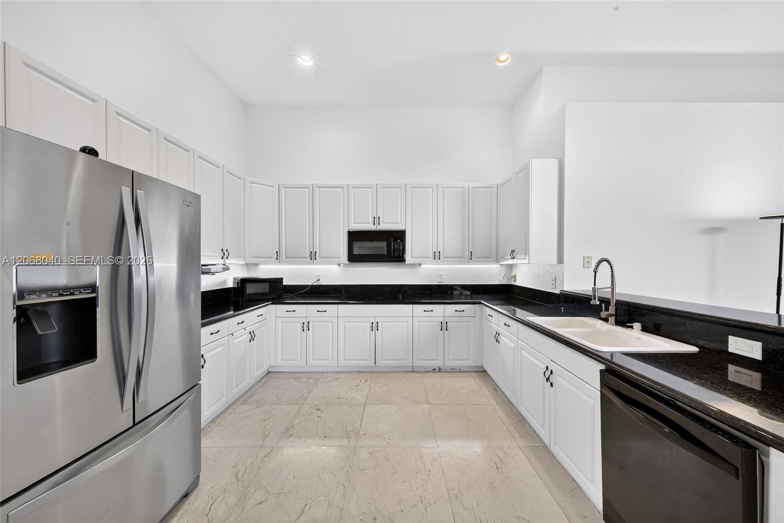 18609 SW 50th Court — photo 9