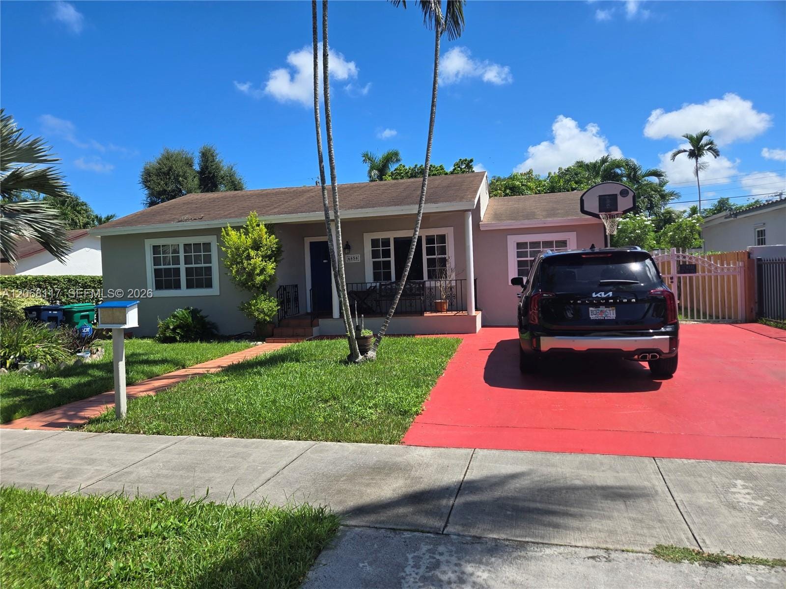 6858 SW 39th Street, Miami, FL 33155