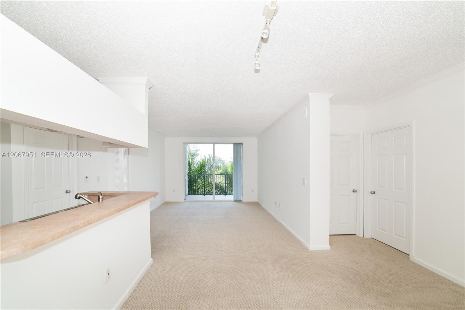 17150 N Bay Road 2512, Sunny Isles Beach, FL 33160 photo 1