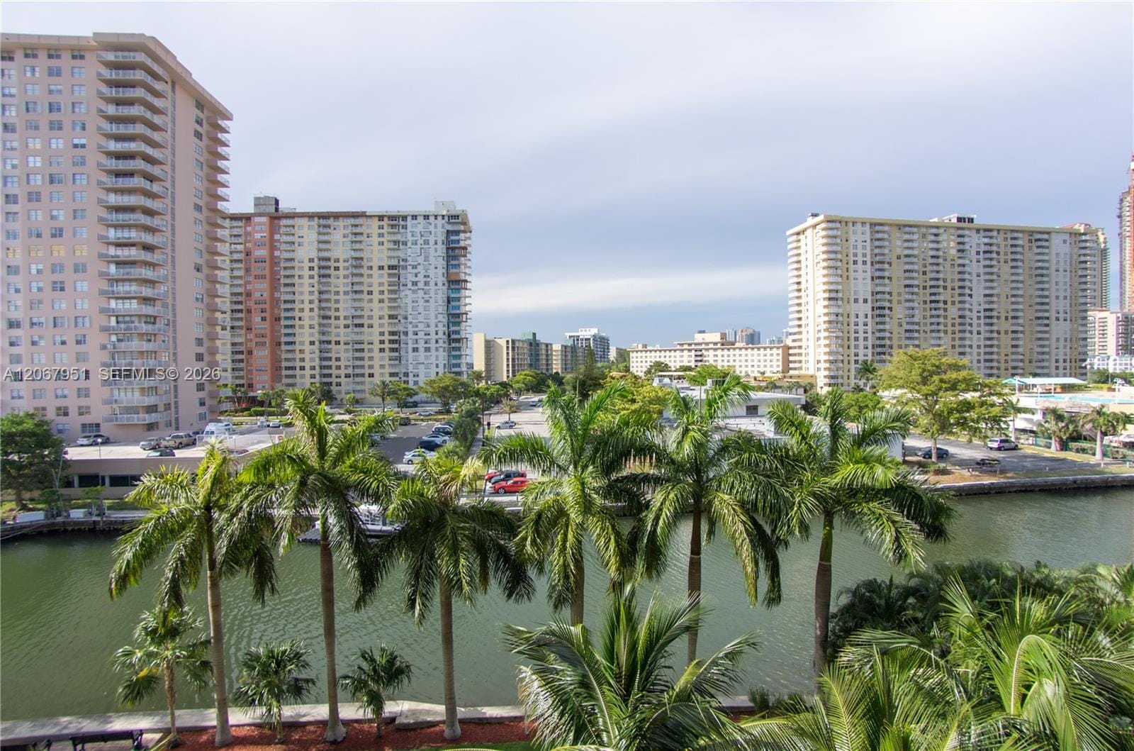 17150 N Bay Road 2512, Sunny Isles Beach, FL 33160 photo 28