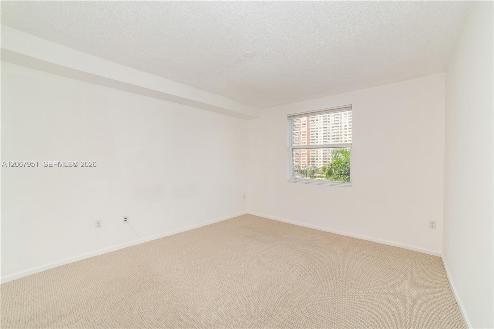 17150 N Bay Road 2512, Sunny Isles Beach, FL 33160 photo 6