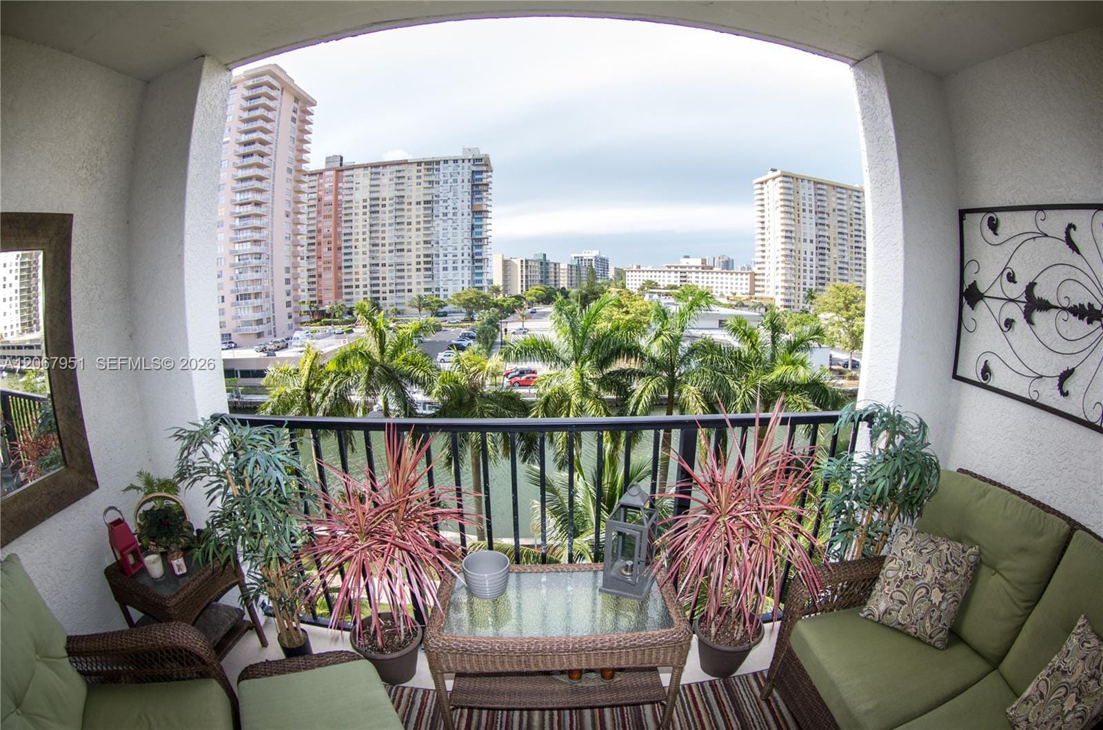 17150 N Bay Road 2512, Sunny Isles Beach, FL 33160