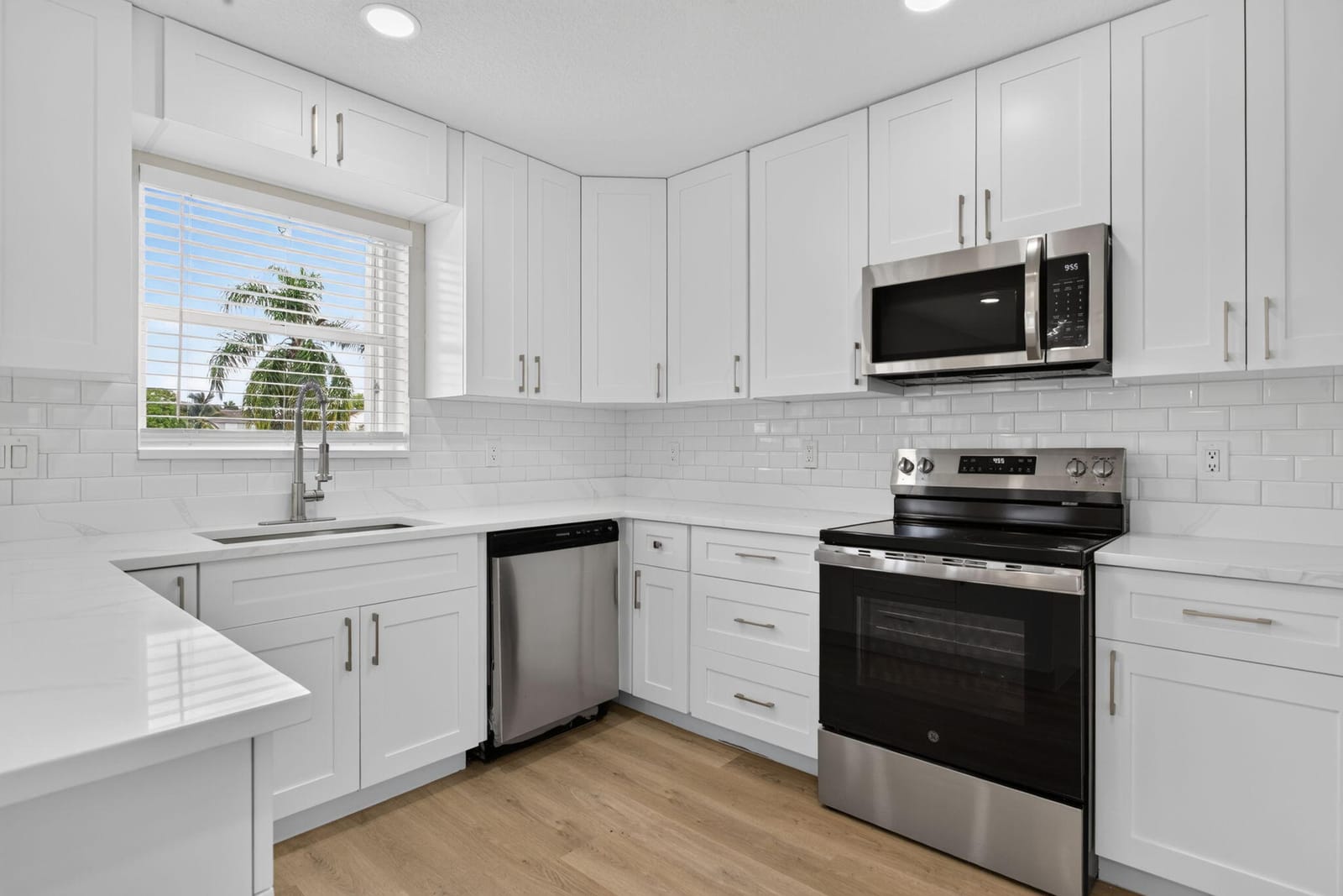 12149 NW 34TH Street, Sunrise, FL 33323 photo 13