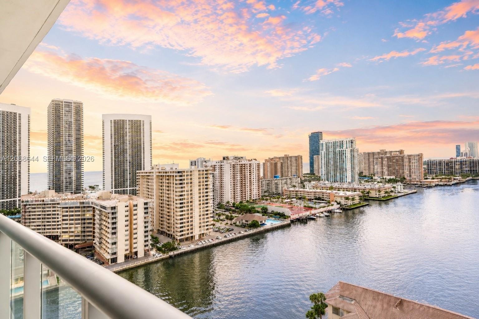 2602 E Hallandale Beach Boulevard R1905 — photo 1