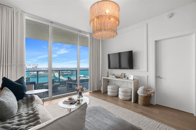 900 Biscayne Boulevard 3103, Miami, FL 33132
