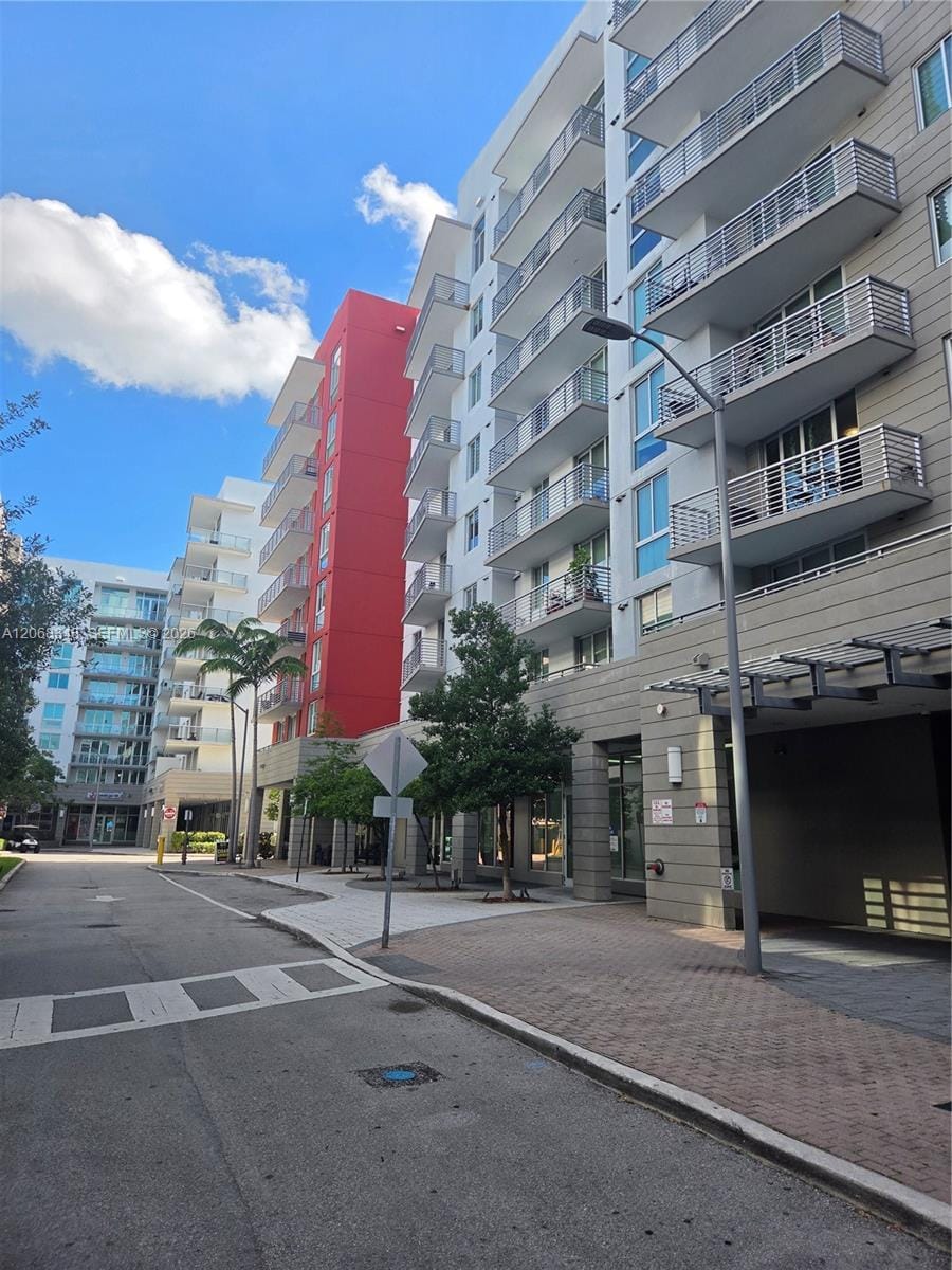 7875 NW 107th Avenue 605 — photo 2