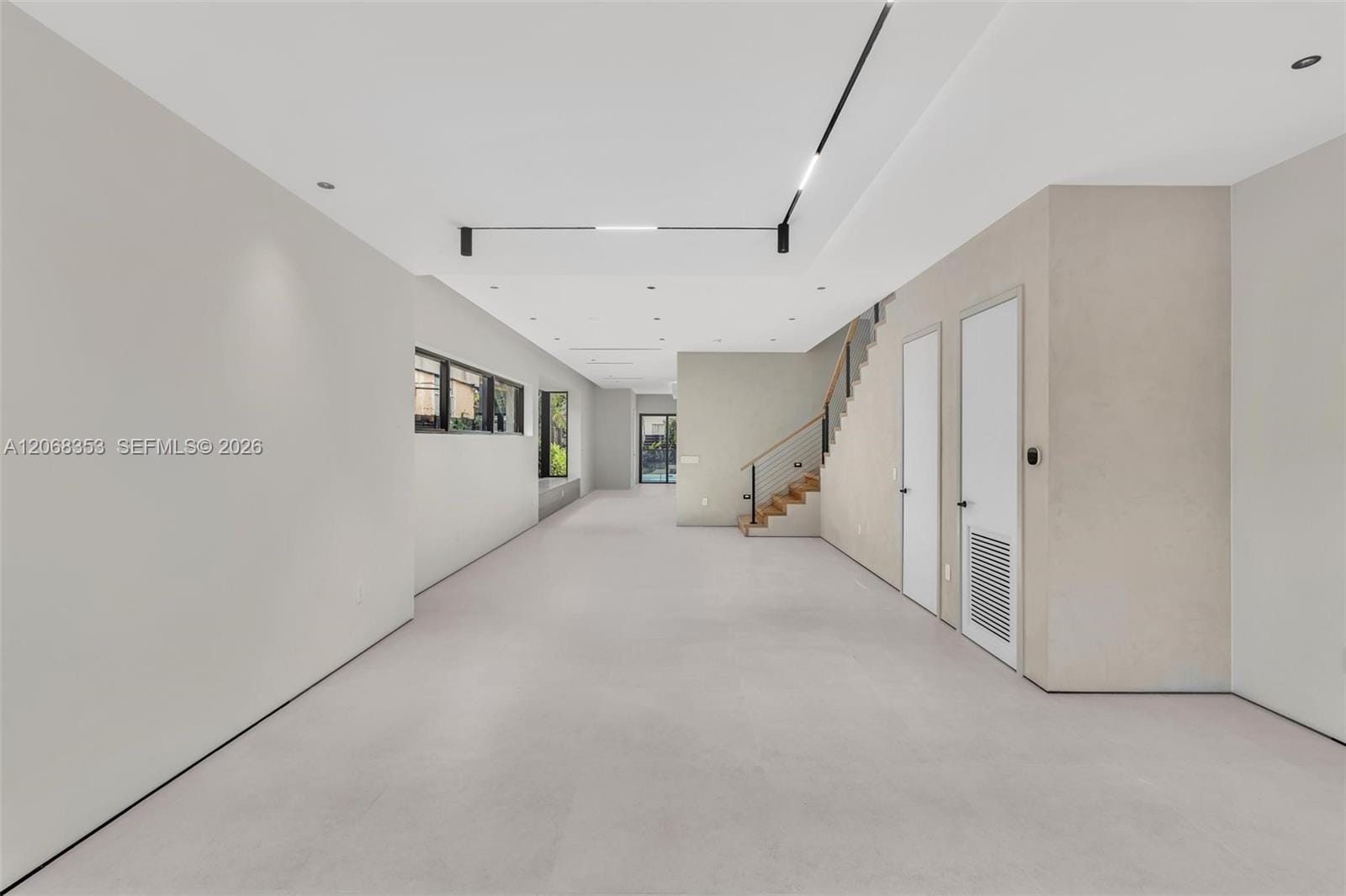 2220 SW 14th Street — photo 4