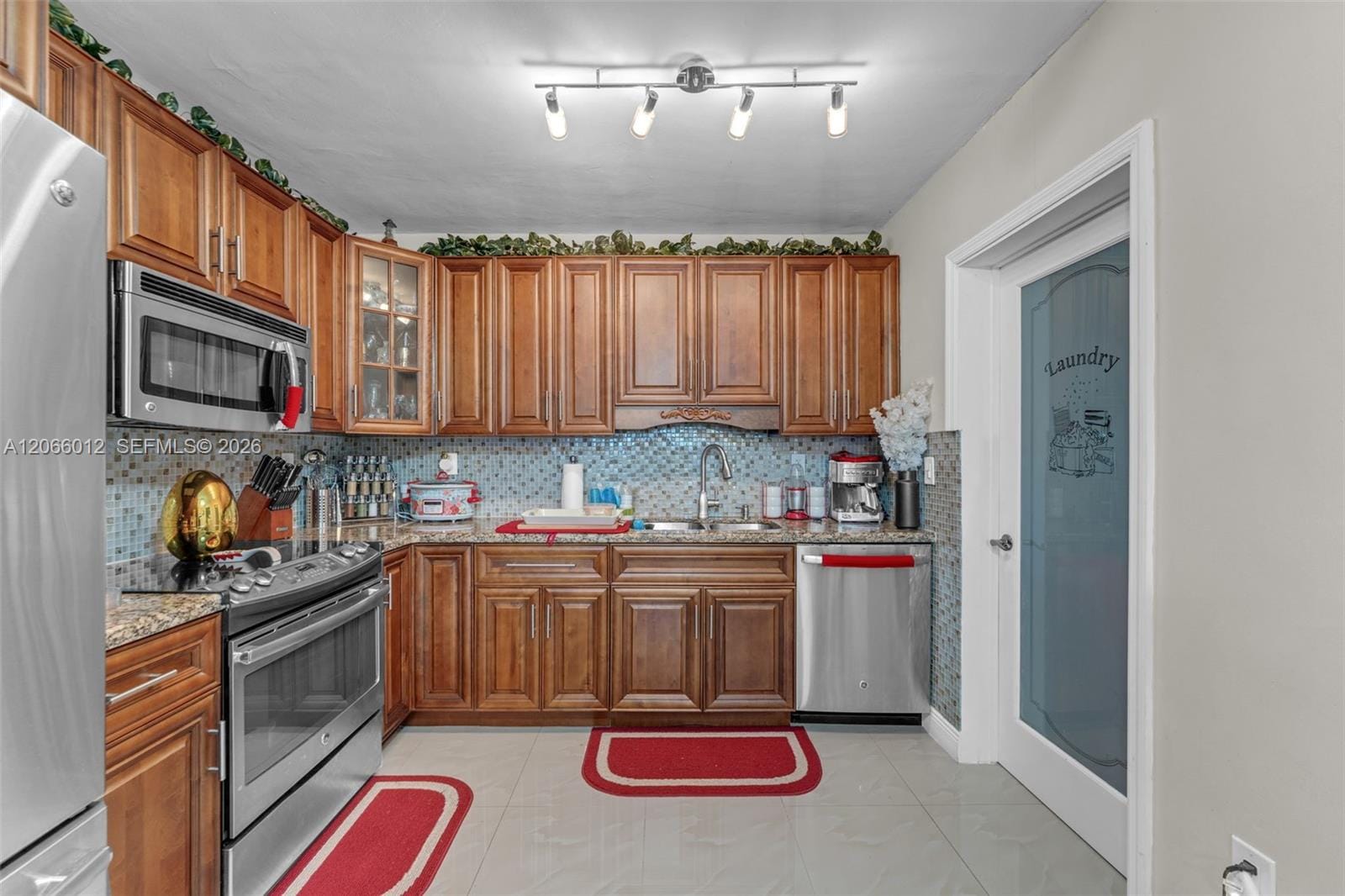 11940 SW 186th Street — photo 8
