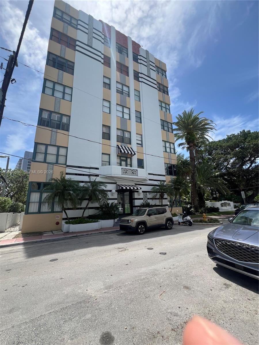 2421 Lake Pancoast Drive 4D, Miami Beach, FL 33140