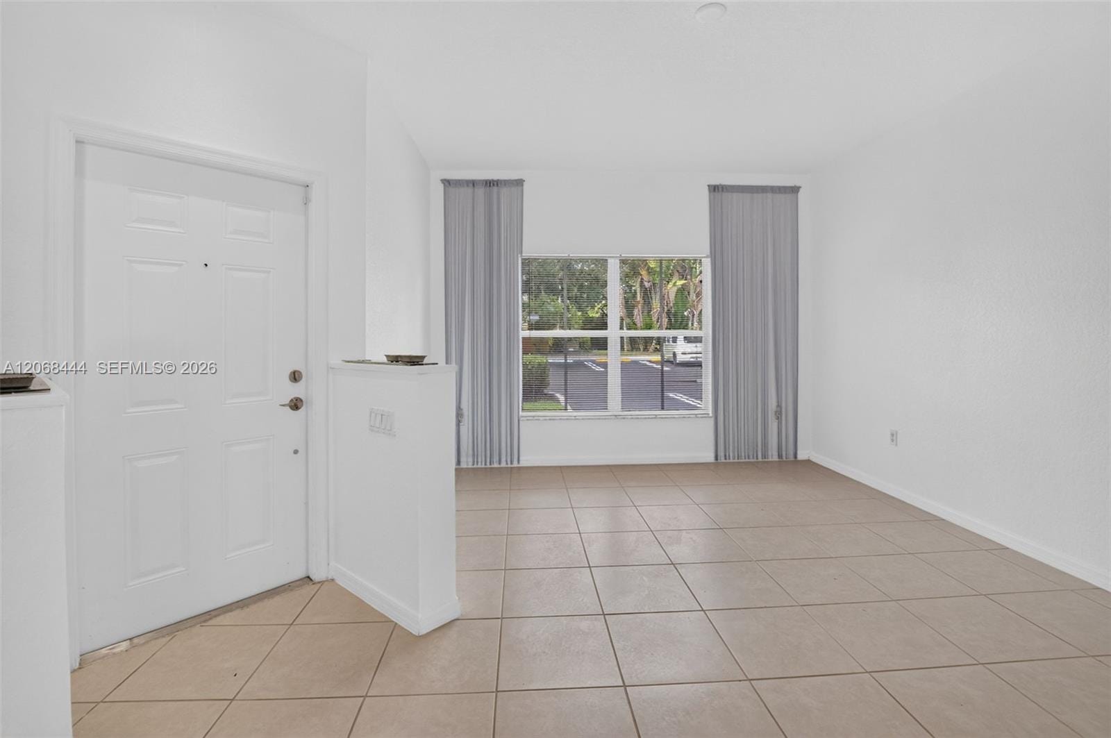218 Lake Monterey Circle, Boynton Beach, FL 33426 photo 9