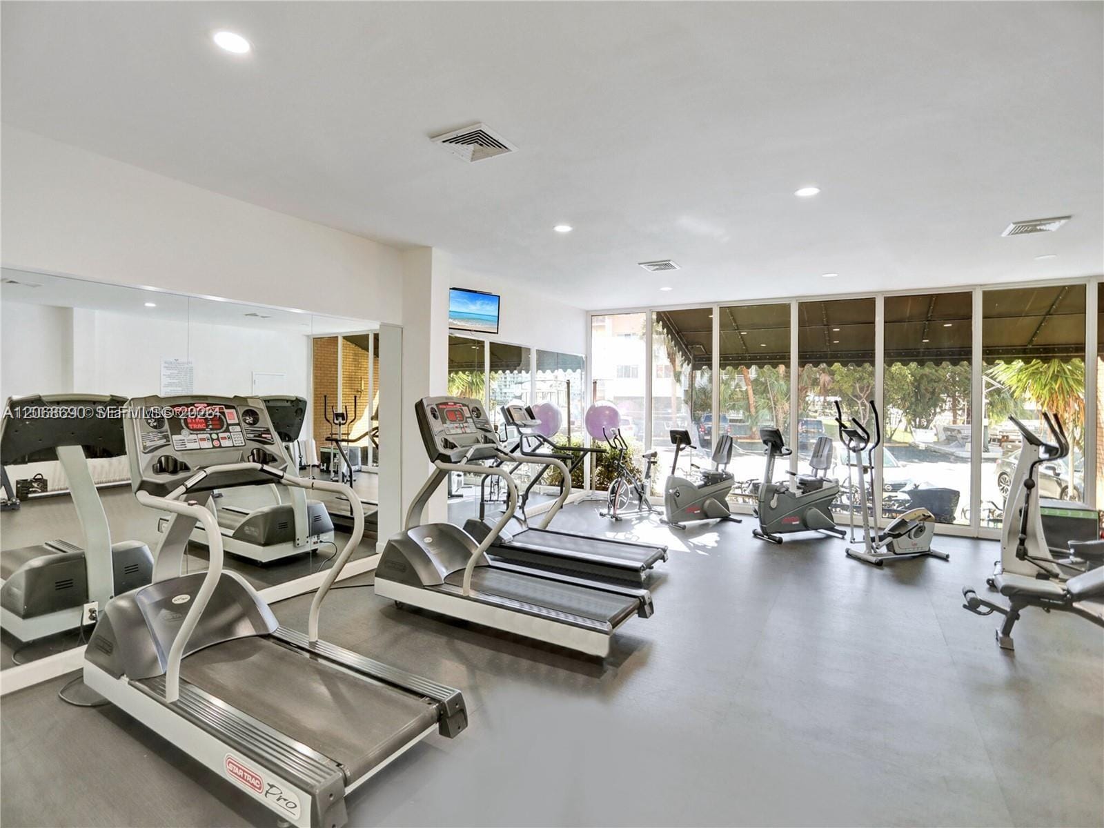 100 Golden Isles Drive 409, Hallandale Beach, FL 33009 photo 9